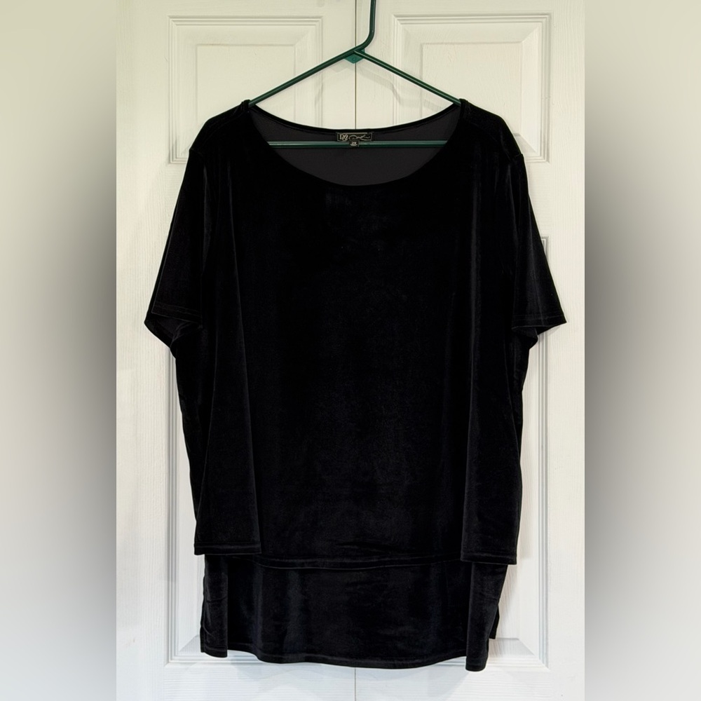 DG2 by Diane Gilman Black Velour Tunic